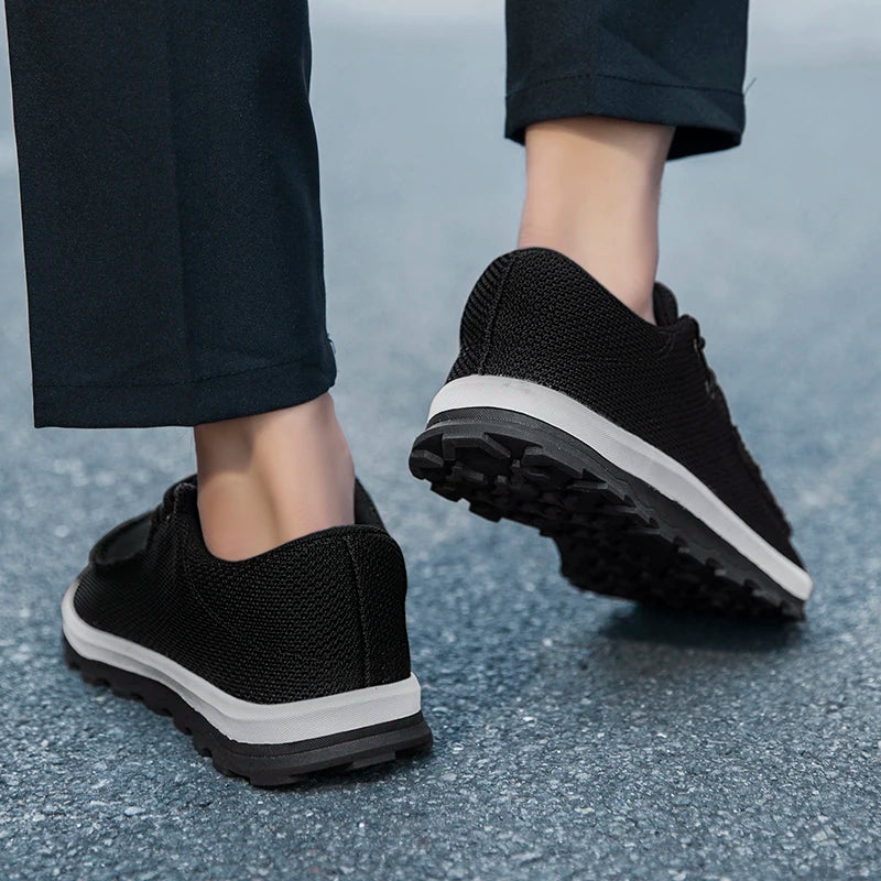 Men Casual Shoes Slip on Canvas Loafers Comfortable Walking Flats for Male Non Slip Soft Sole Sneakers Vulcanized Shoe Size 39