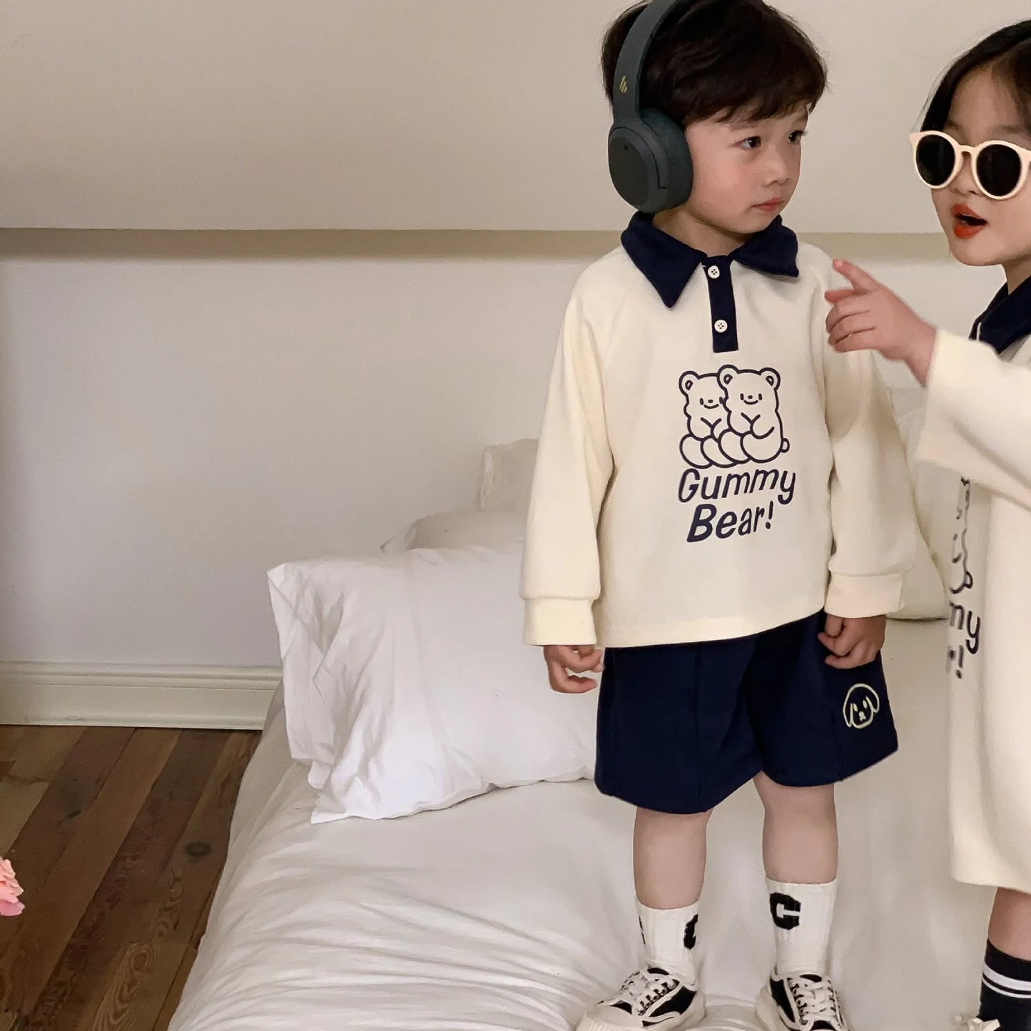 2024 New Brother Sister Costumes Boys Fashion Pullover Turn-down Collar Tops Solid Shorts Girls Cartoon Cute Dress Bear Dresses
