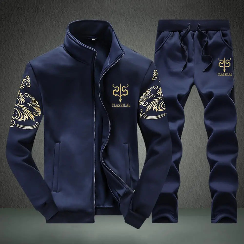 Men's casual suit, regular fit, two-piece jacket and trousers suit, solid color design.