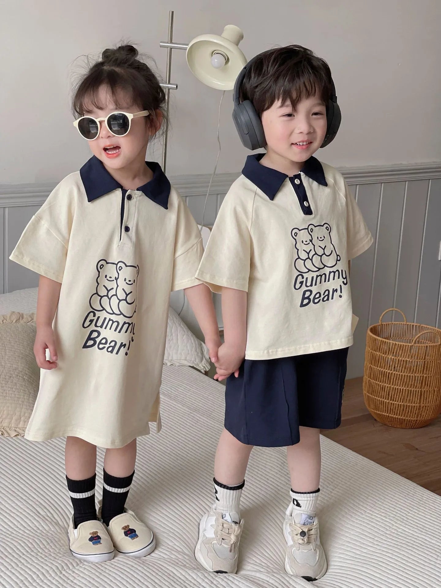 2024 New Brother Sister Costumes Boys Fashion Pullover Turn-down Collar Tops Solid Shorts Girls Cartoon Cute Dress Bear Dresses